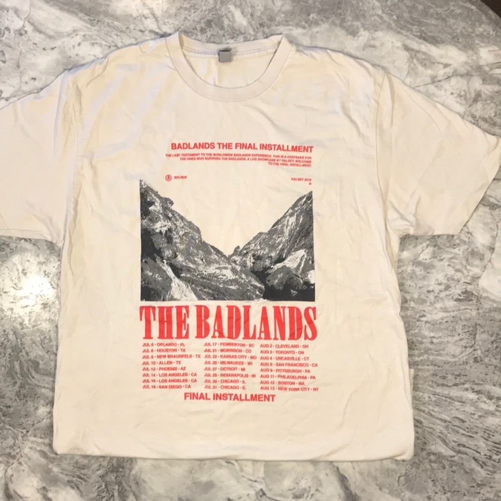 Halsey concert t shirt!